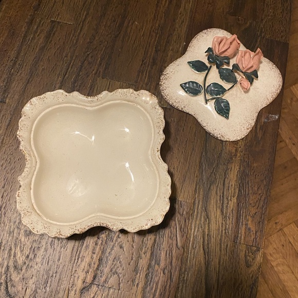 Lefton Rose ceramic Box Gold vintage porcelain box - Picture 3 of 10